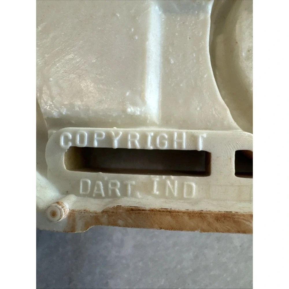 Vintage‎ 1977 Dart Industries Car Wall Hangings 7387 & 7388